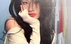 吕杨张津瑜酒店落地窗mba